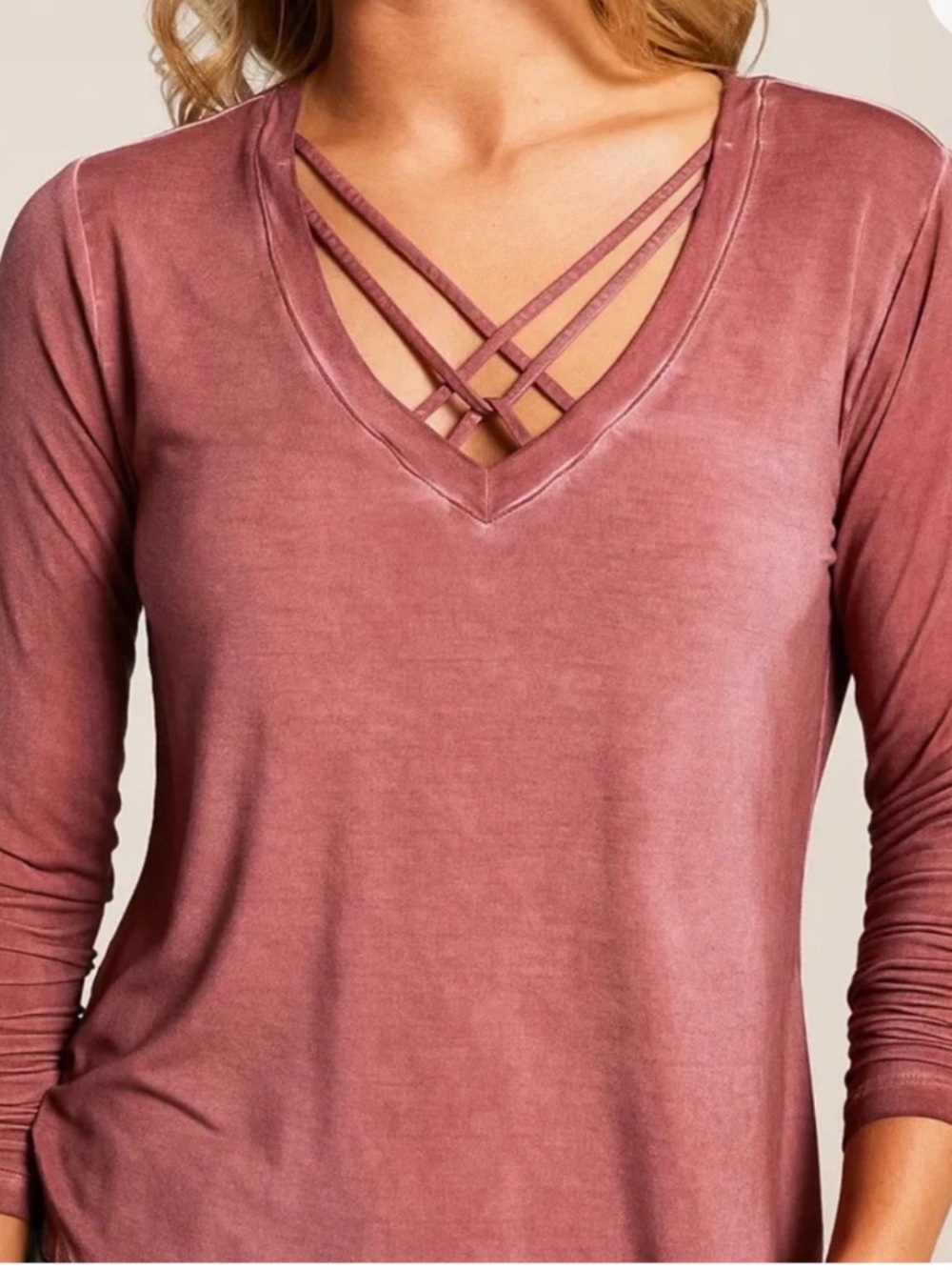 Buckle White Crow Mauve Strappy V-Neck Long Sleeve Top